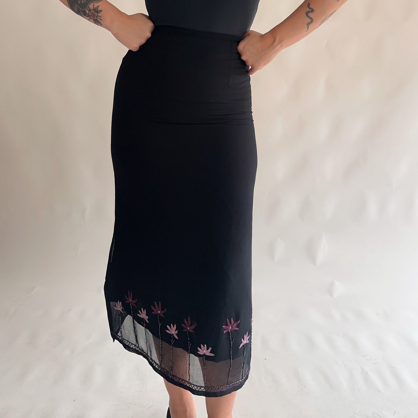 saia vintage midi mesh com bordados (XS)