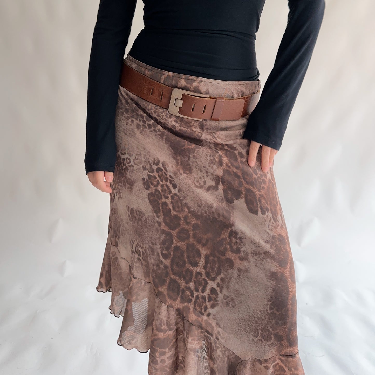 Asymmetrical Vintage Skirt (XL)