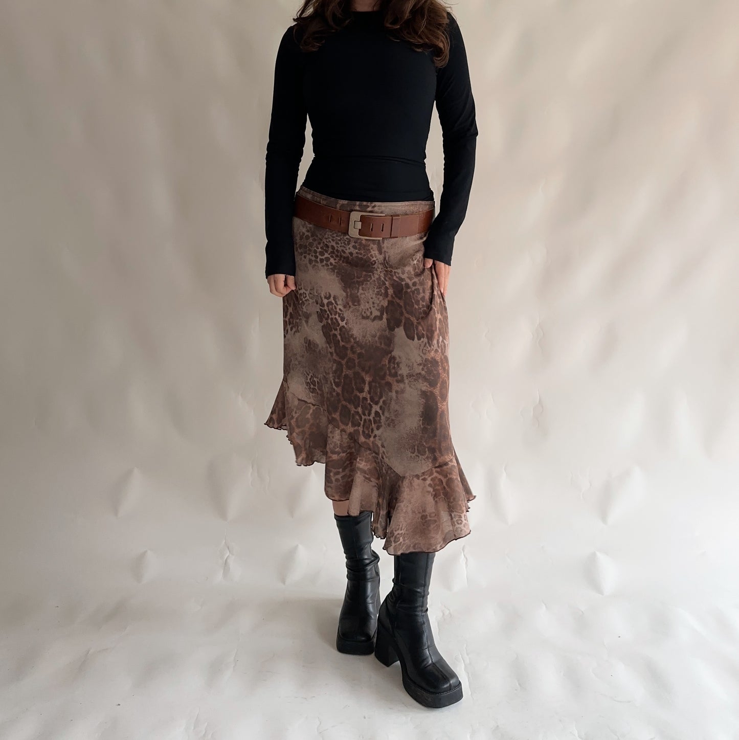Asymmetrical Vintage Skirt (XL)