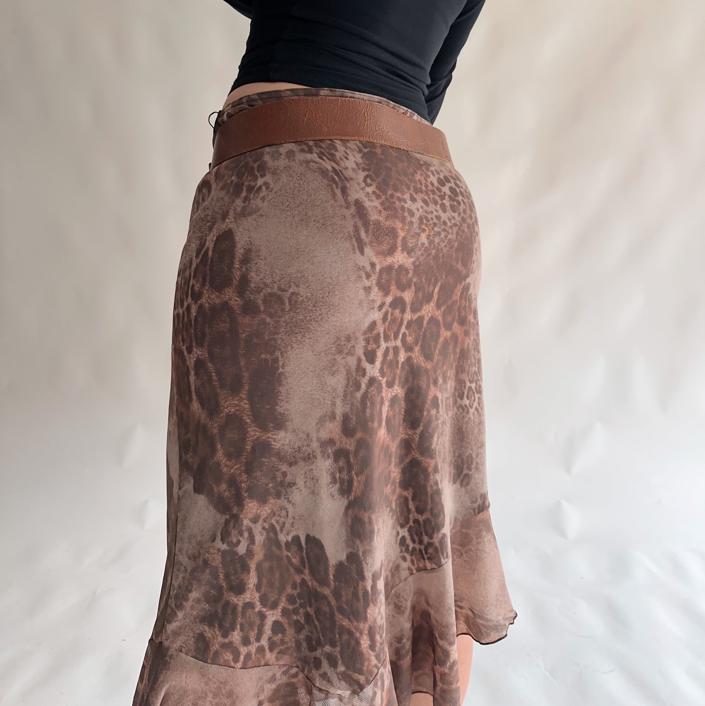 Asymmetrical Vintage Skirt (XL)