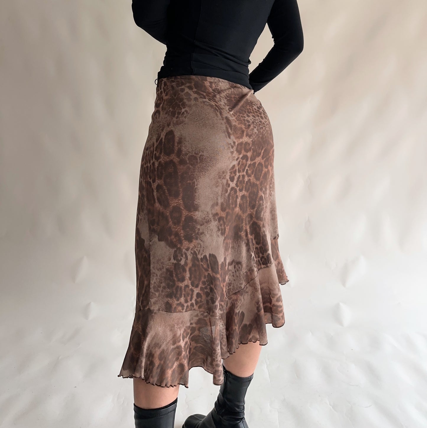 Asymmetrical Vintage Skirt (XL)