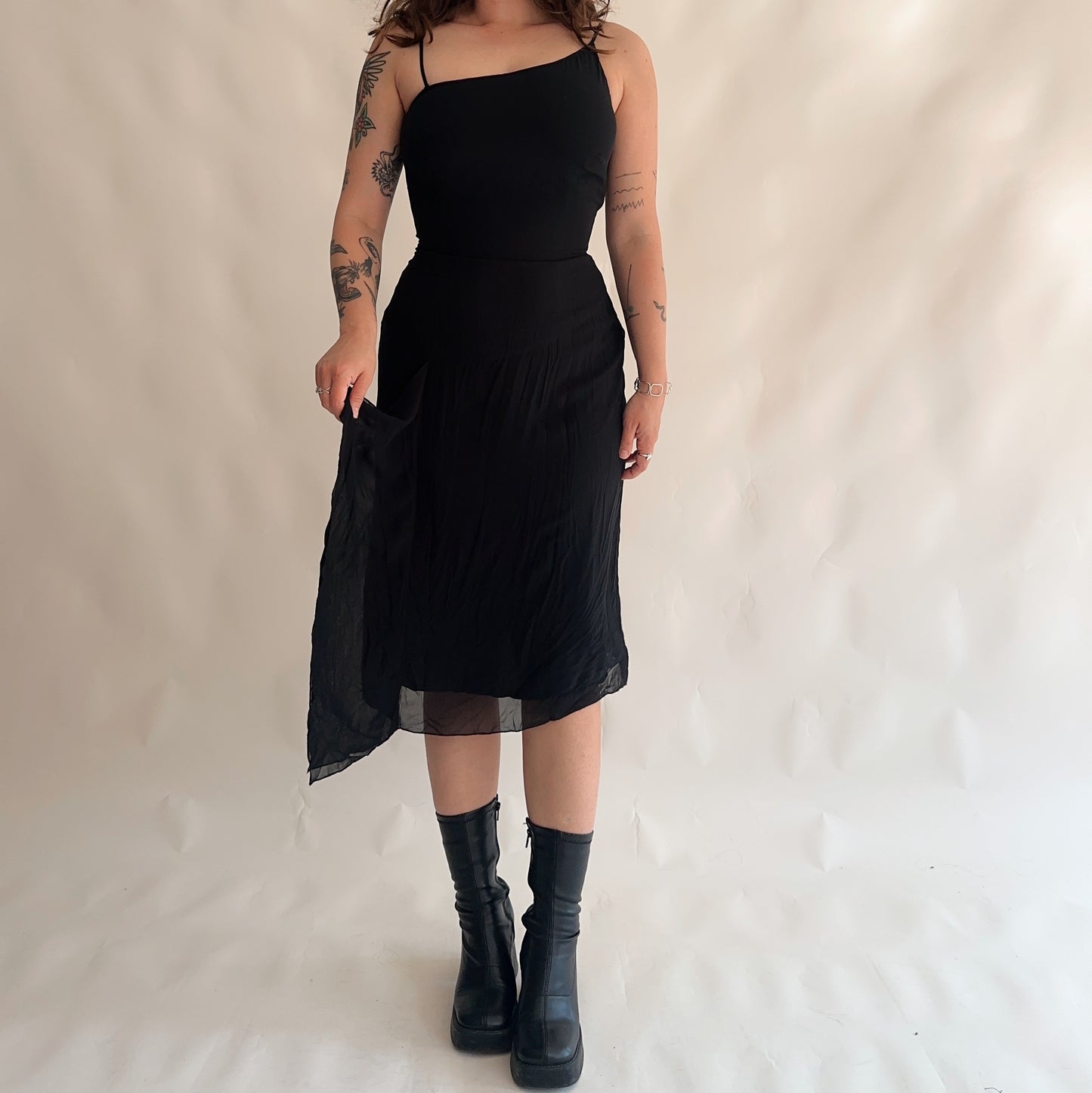 Vestido Vintage y2k assimétrico (M)