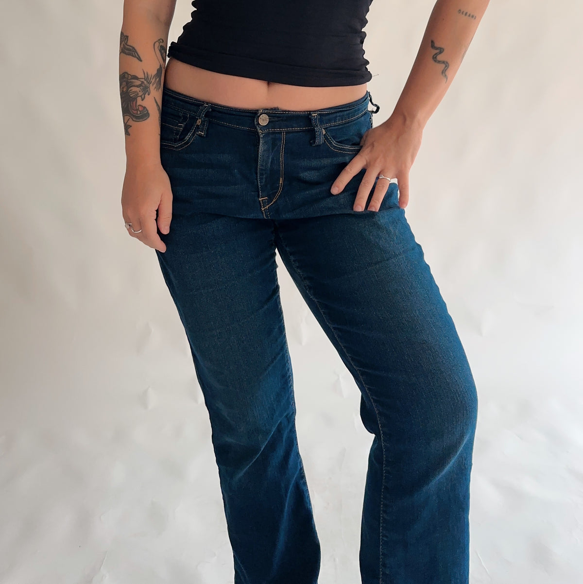 calças LEVIS cintura baixa bootcut curvy (42 ou W32 L32)