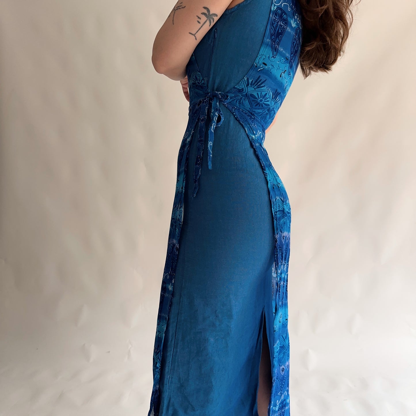 Vestido Vintage 90s com sobreposição (S-M)