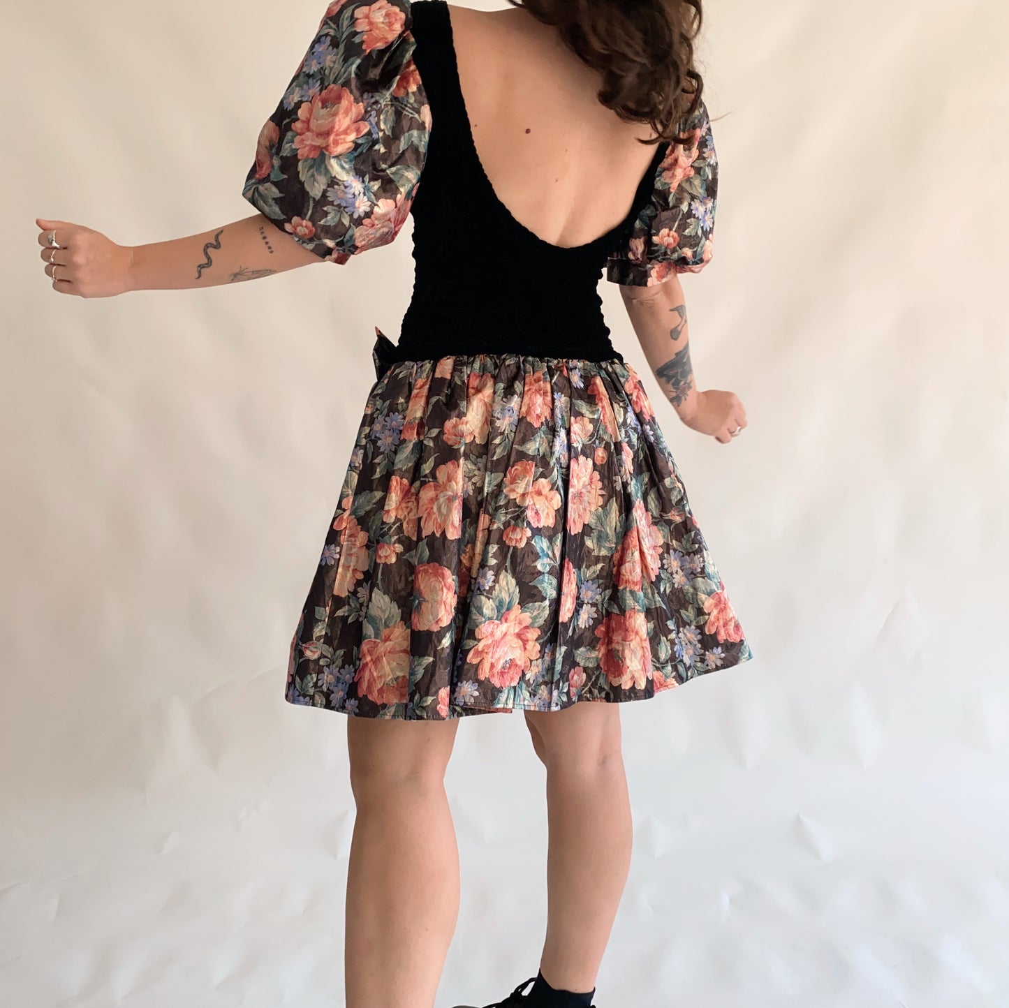 Vintage puff sleeve dress (SM)