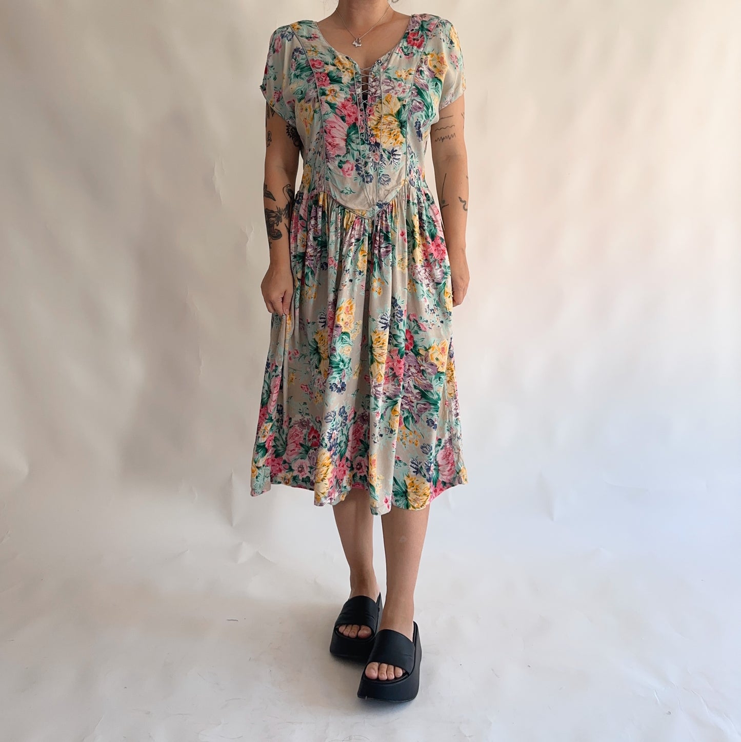 vestido vintage 90s floral (L)