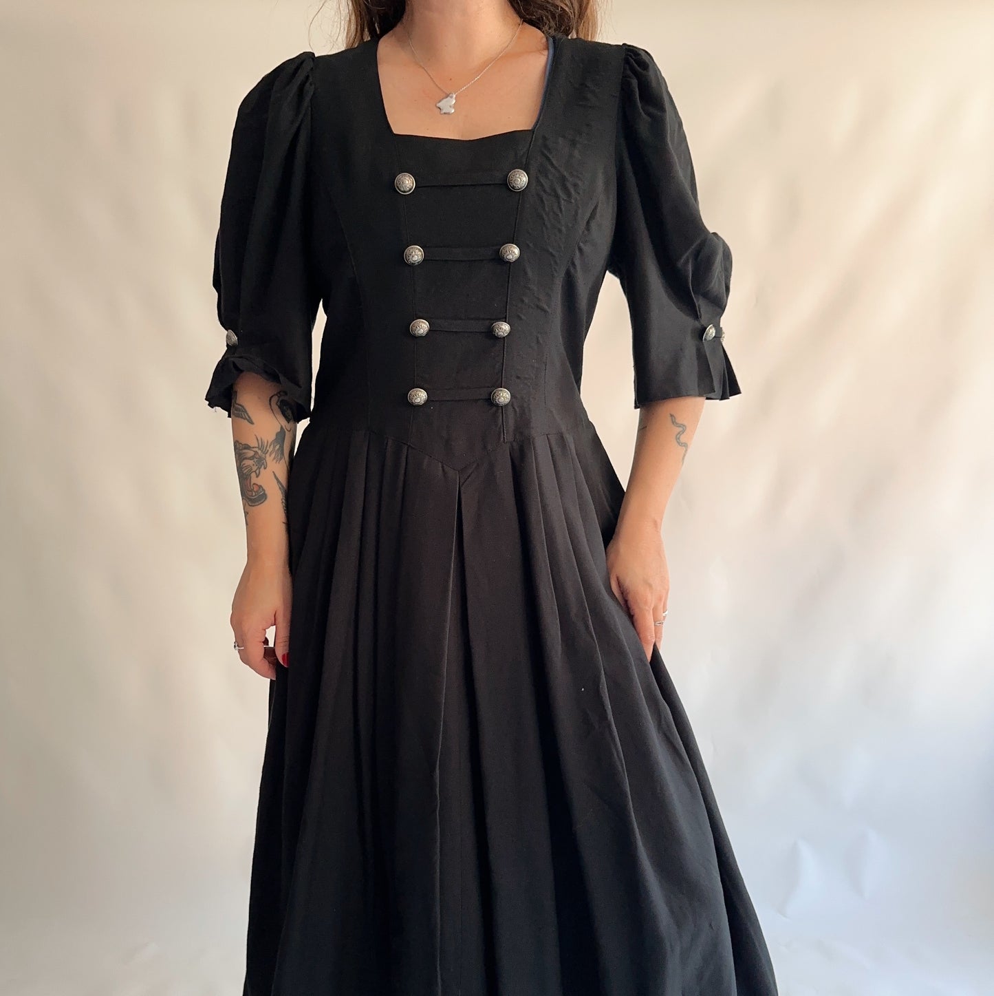 Vestido Bavarian puff sleeve (L)