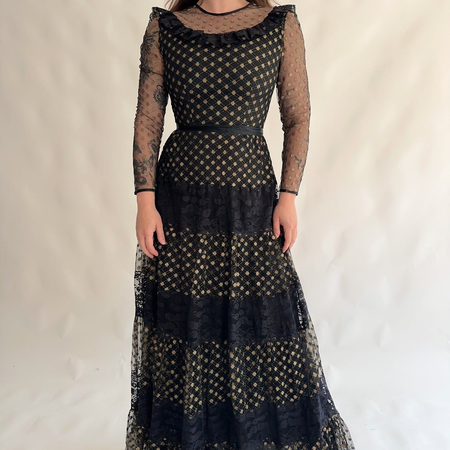 Vintage Lace Maxi Dress (SM)