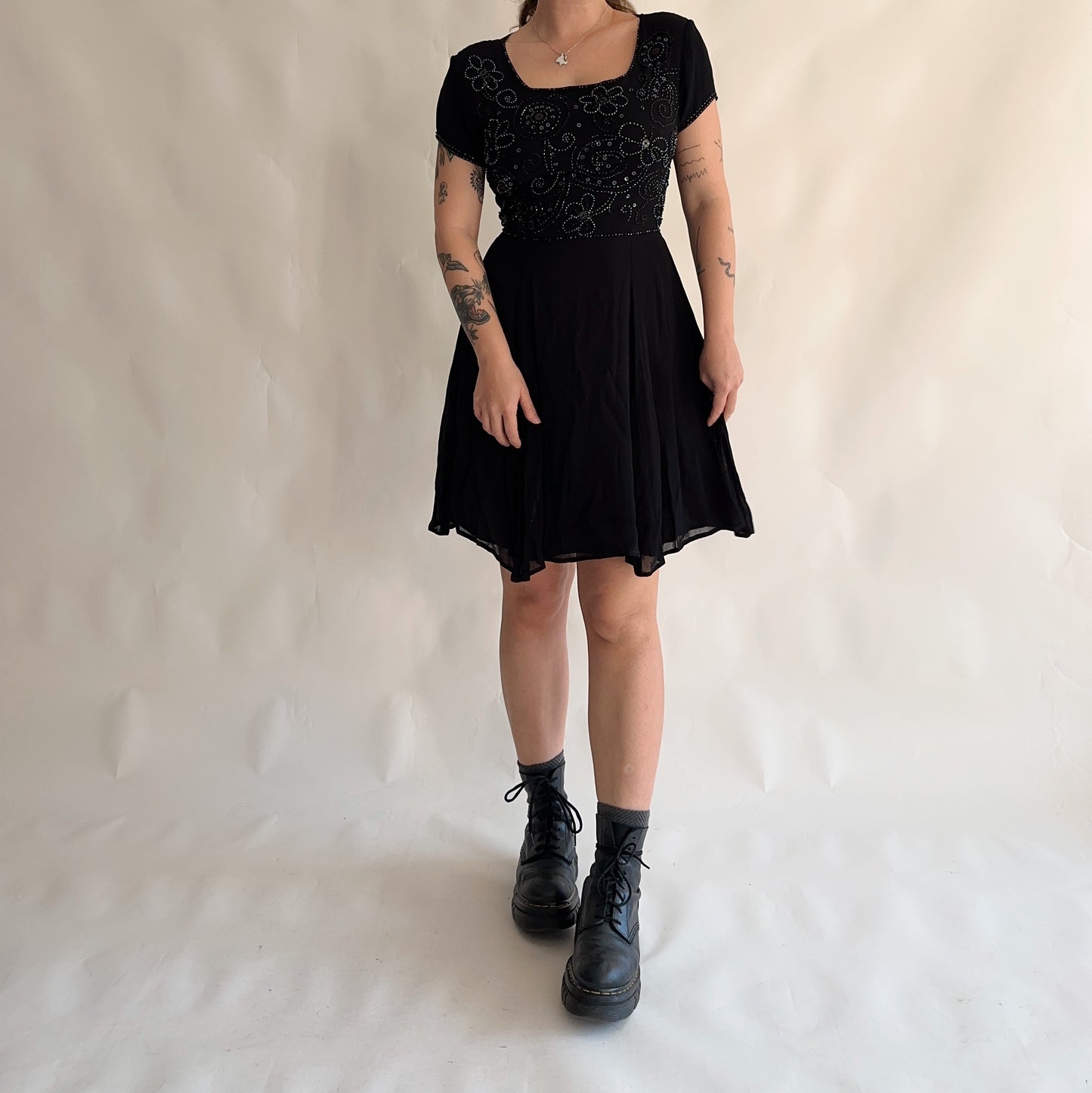 Vestido Vintage com Bordados (M)