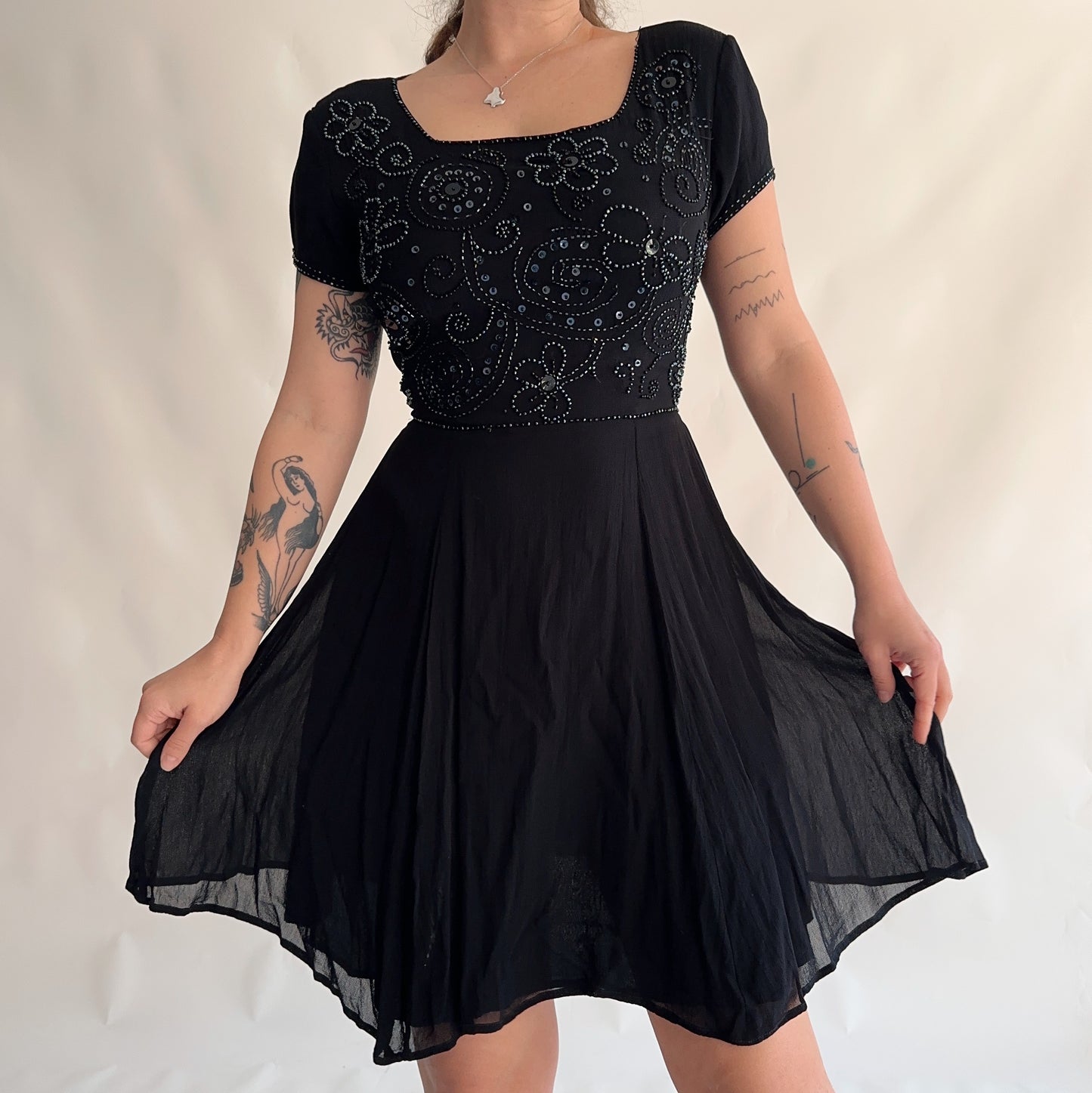Vestido Vintage com Bordados (M)