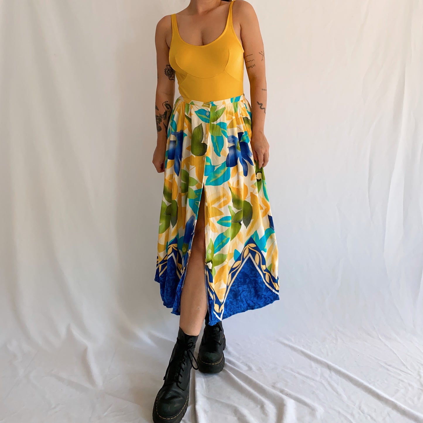 Vintage Midi Skirt (ML)