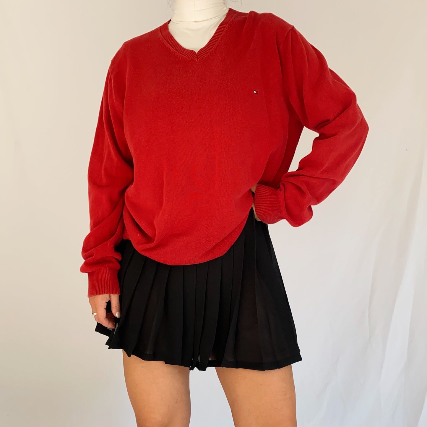 Tommy Hilfiger sweater (L)