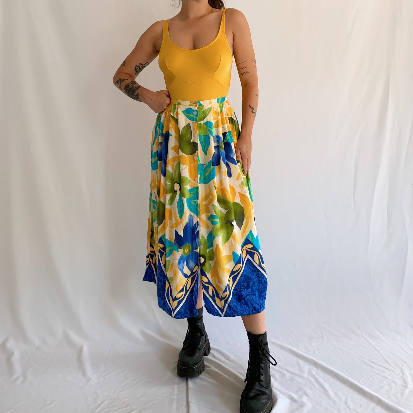 Vintage Midi Skirt (ML)