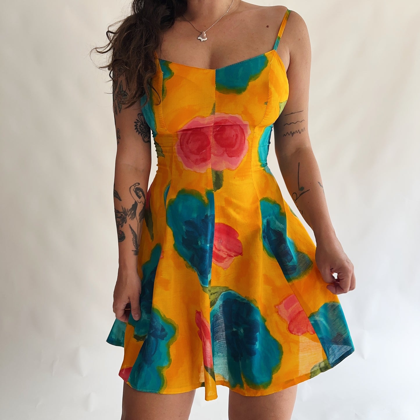 vestido vintage curto de verão (S)