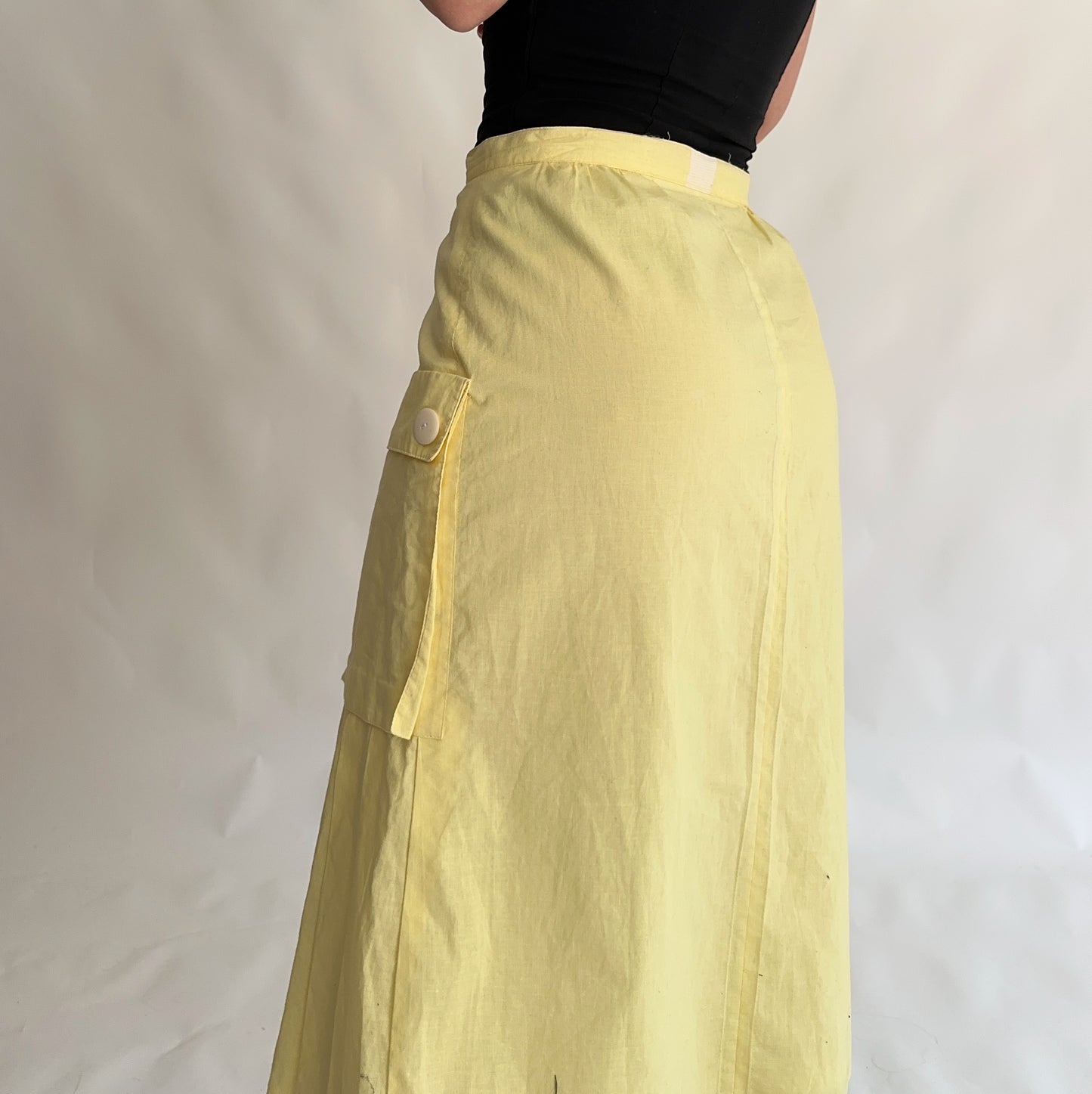 Vintage Midi Skirt (M)