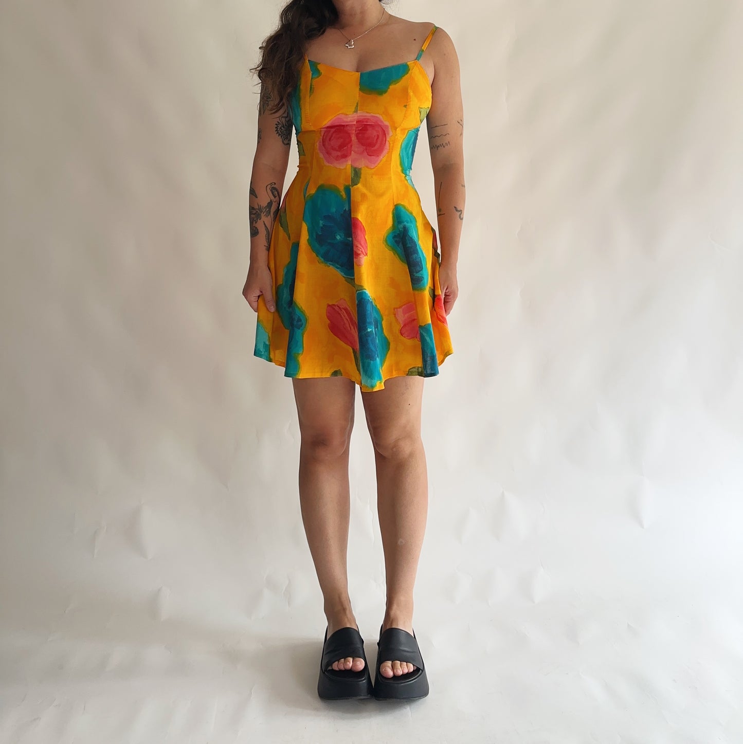vestido vintage curto de verão (S)