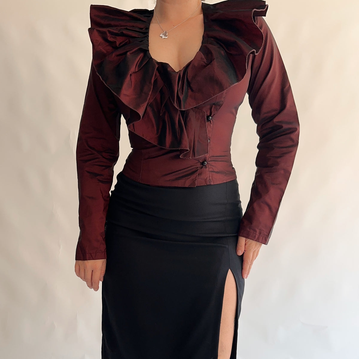 saia vintage preta com fenda y2k 80% lã (L)