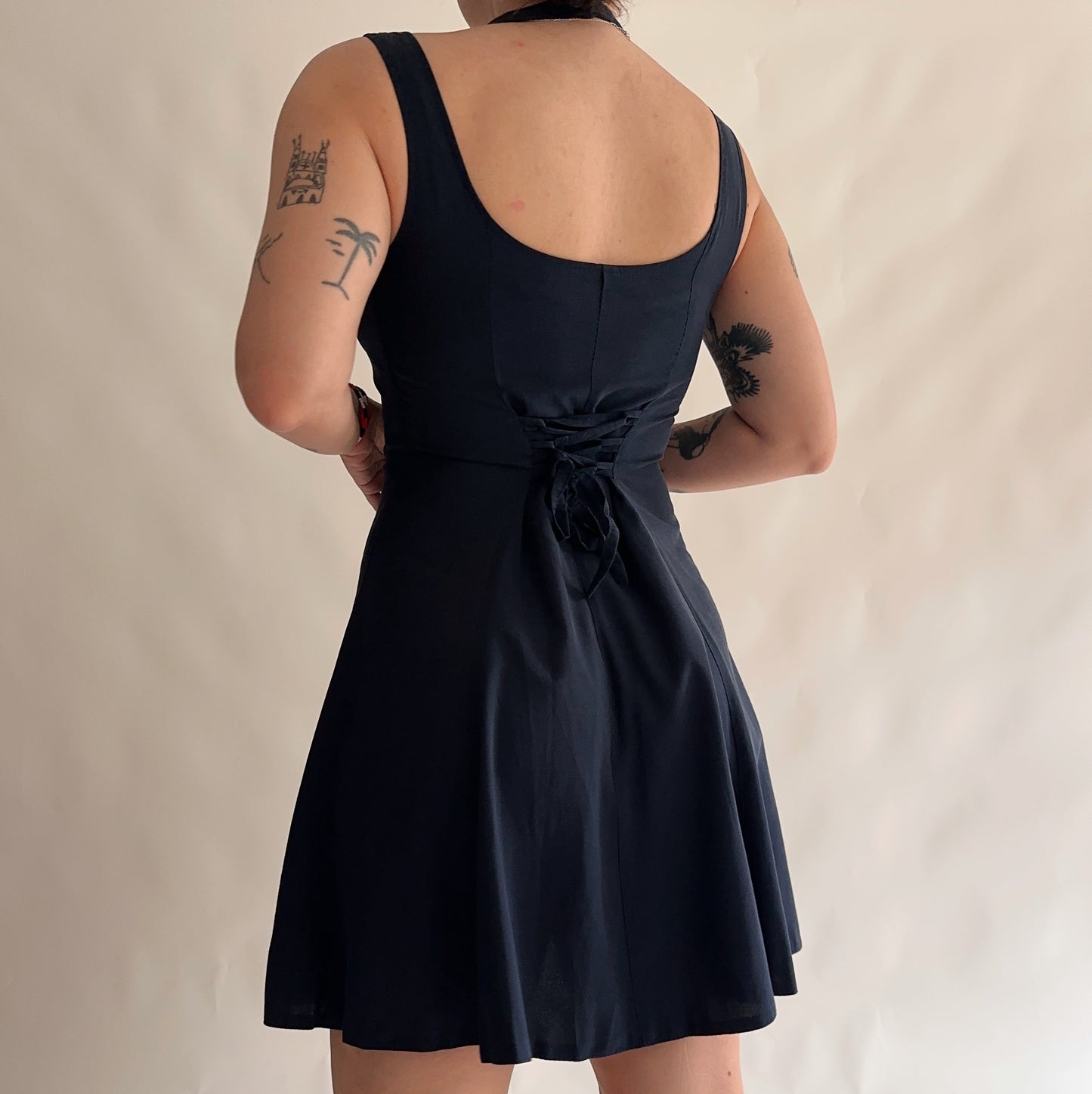 vestido vintage 90s curto (M)