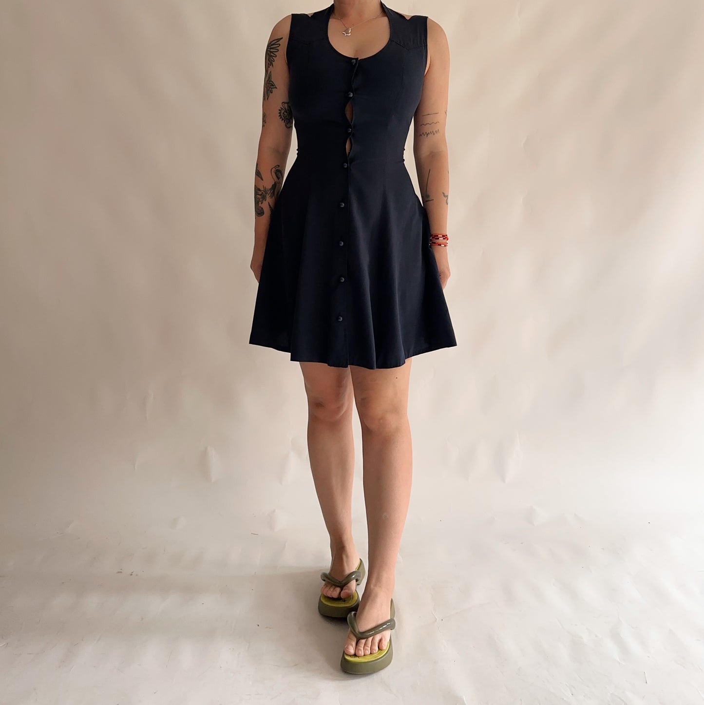 vestido vintage 90s curto (M)