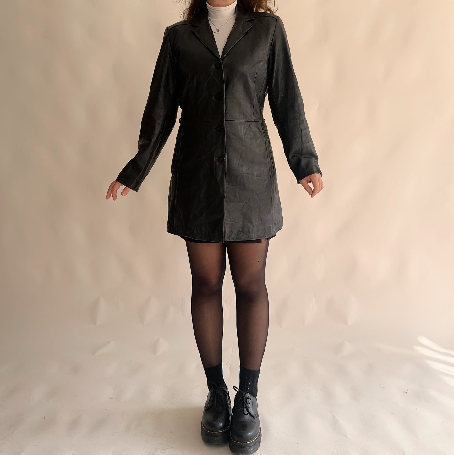 Casaco Vintage de Pele minimal 90s (M-L)