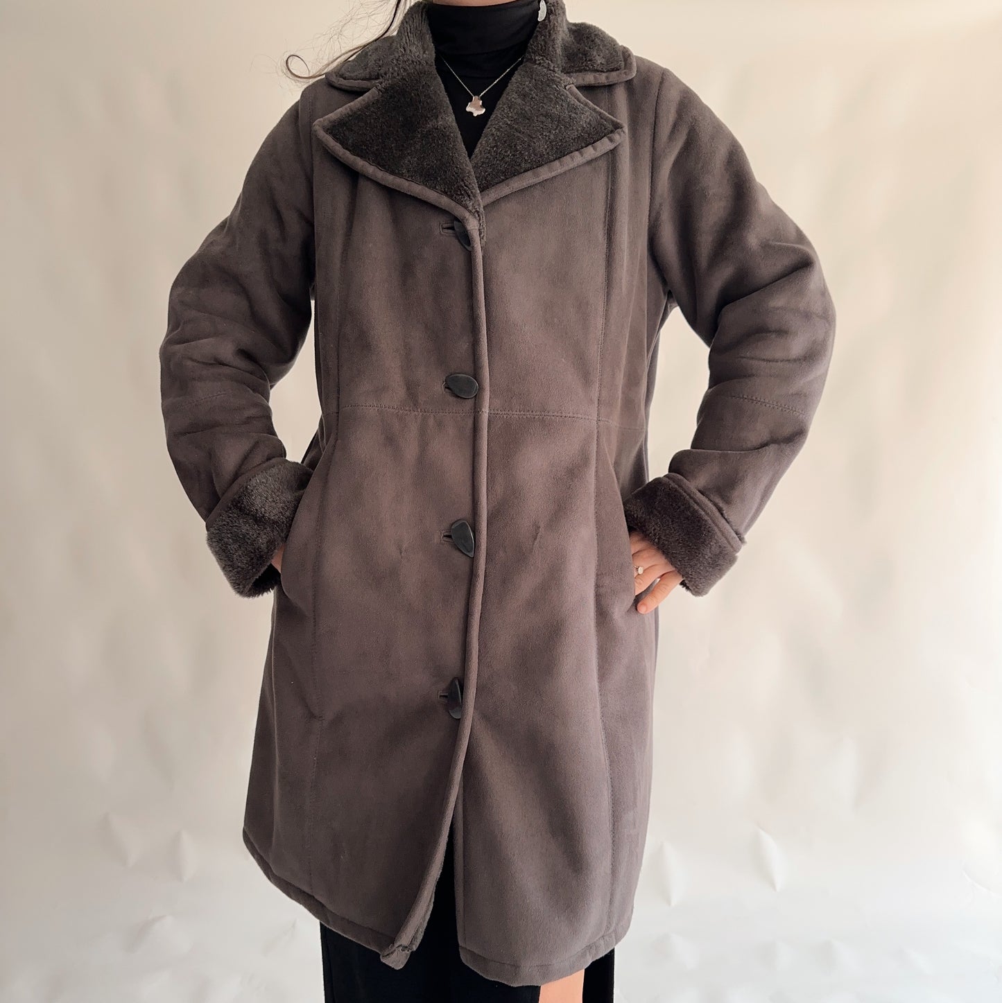 Vintage Winter Coat with Fur (ML)