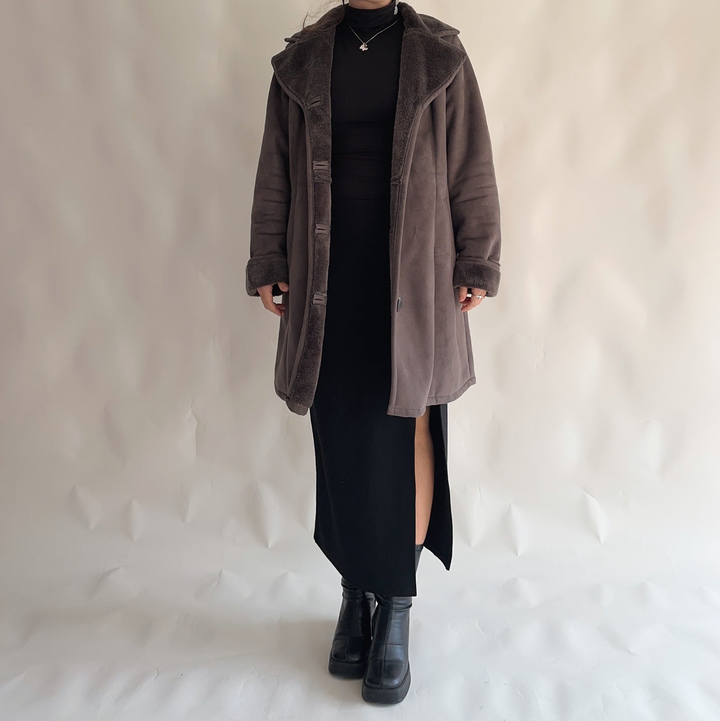 Vintage Winter Coat with Fur (ML)