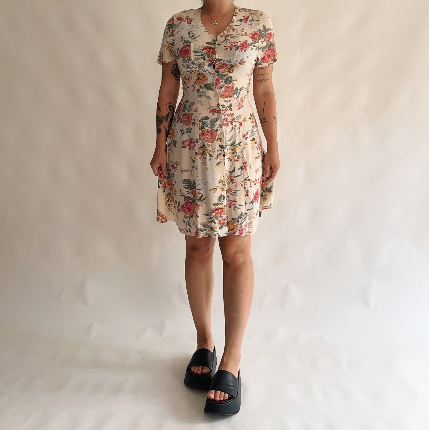vestido vintgae 90s floral (M)