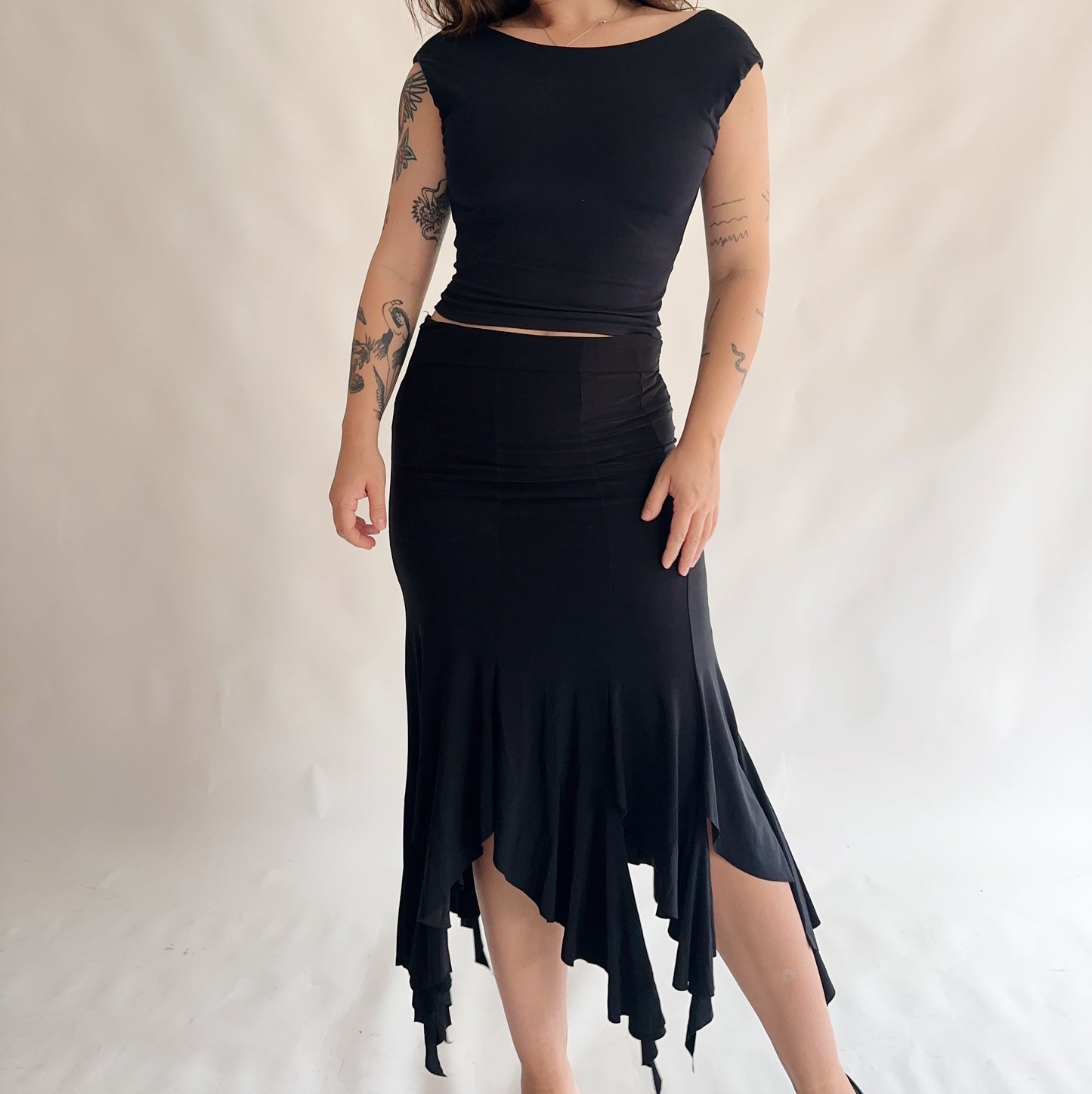 vestido assimértico y2k (S-M)