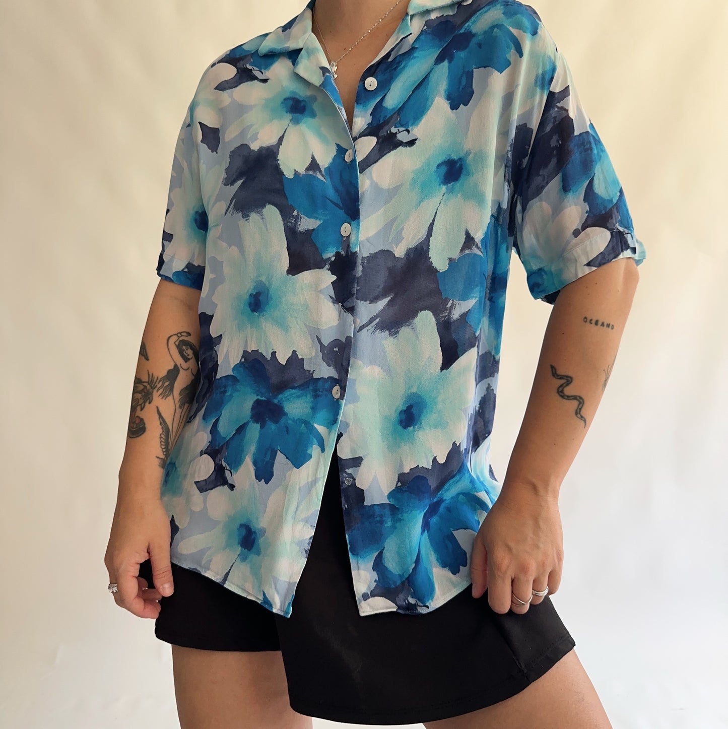 camisa vintage floral (M)