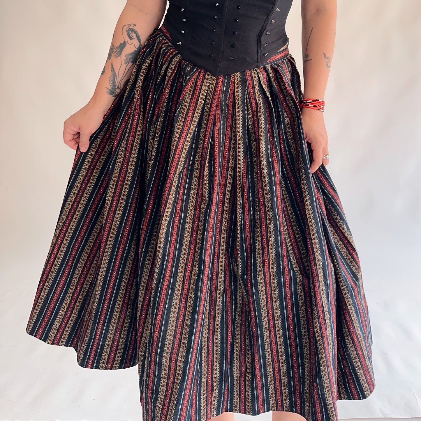 Saia vintage austríaca (L)