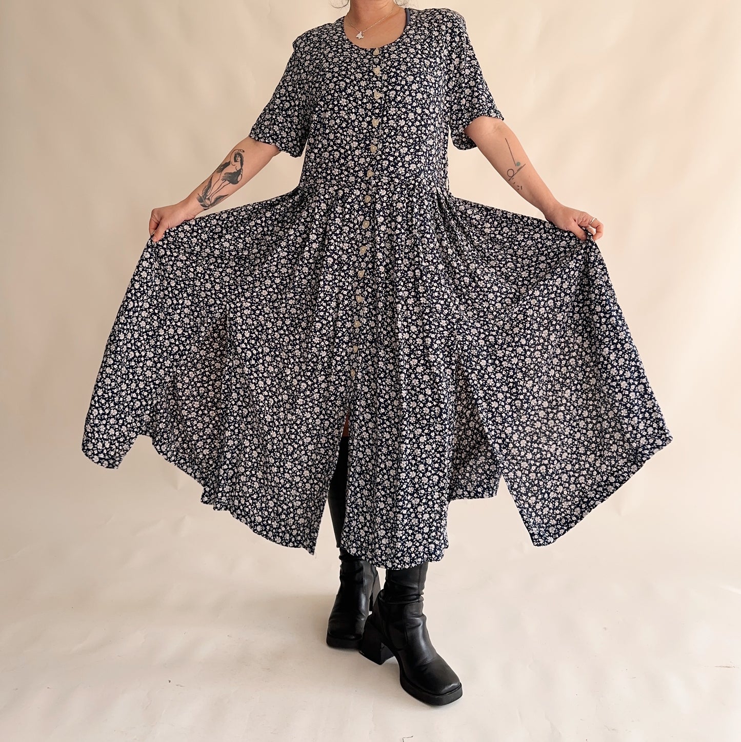 vestido vintage austríaco floral (XXL)