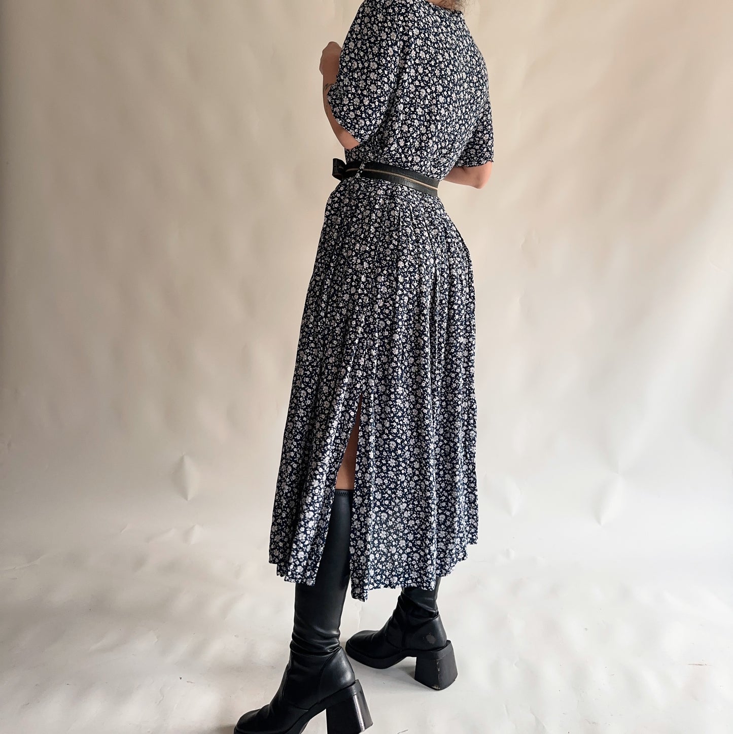 vestido vintage austríaco floral (XXL)