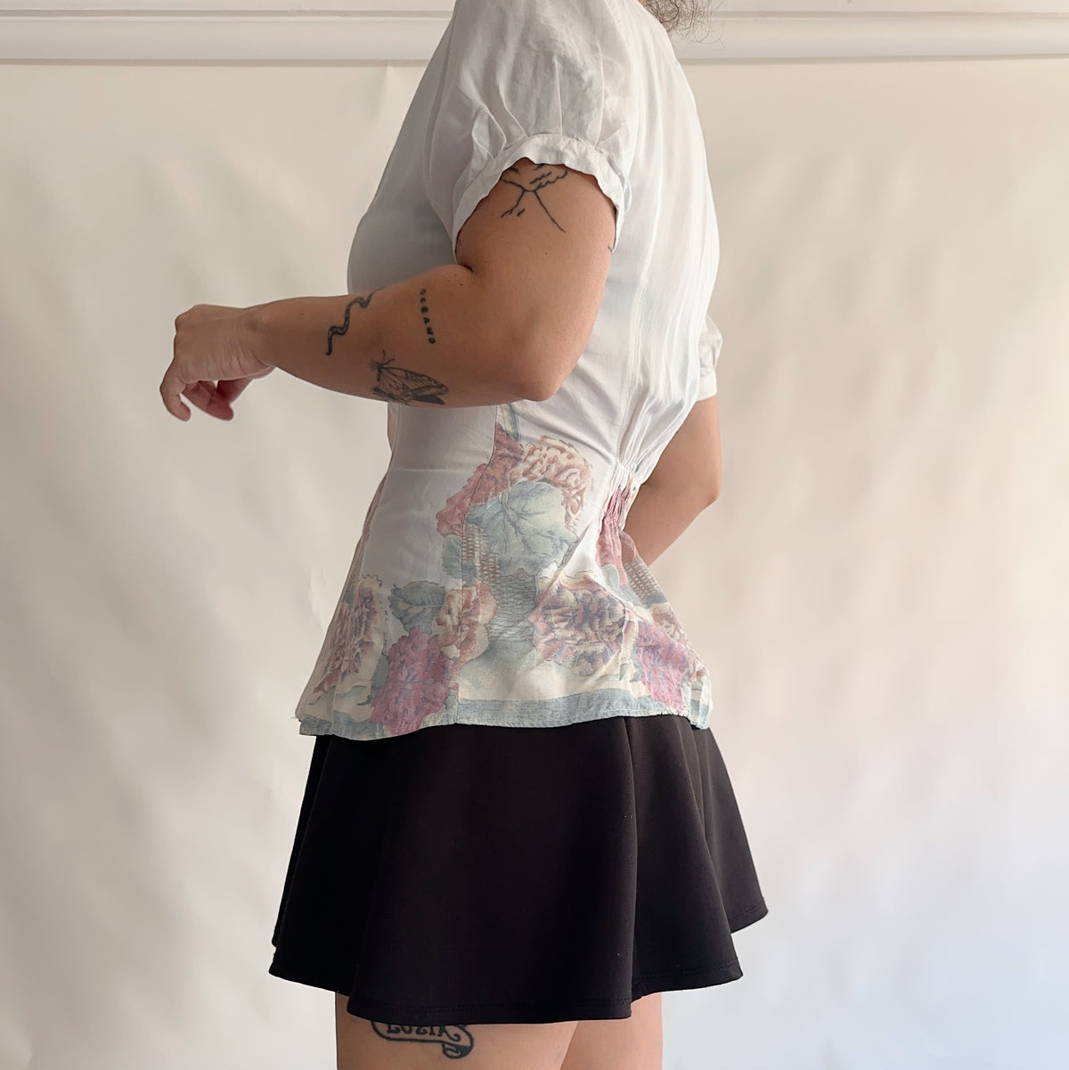 camisa vintage grega dos anos 80s  (S)