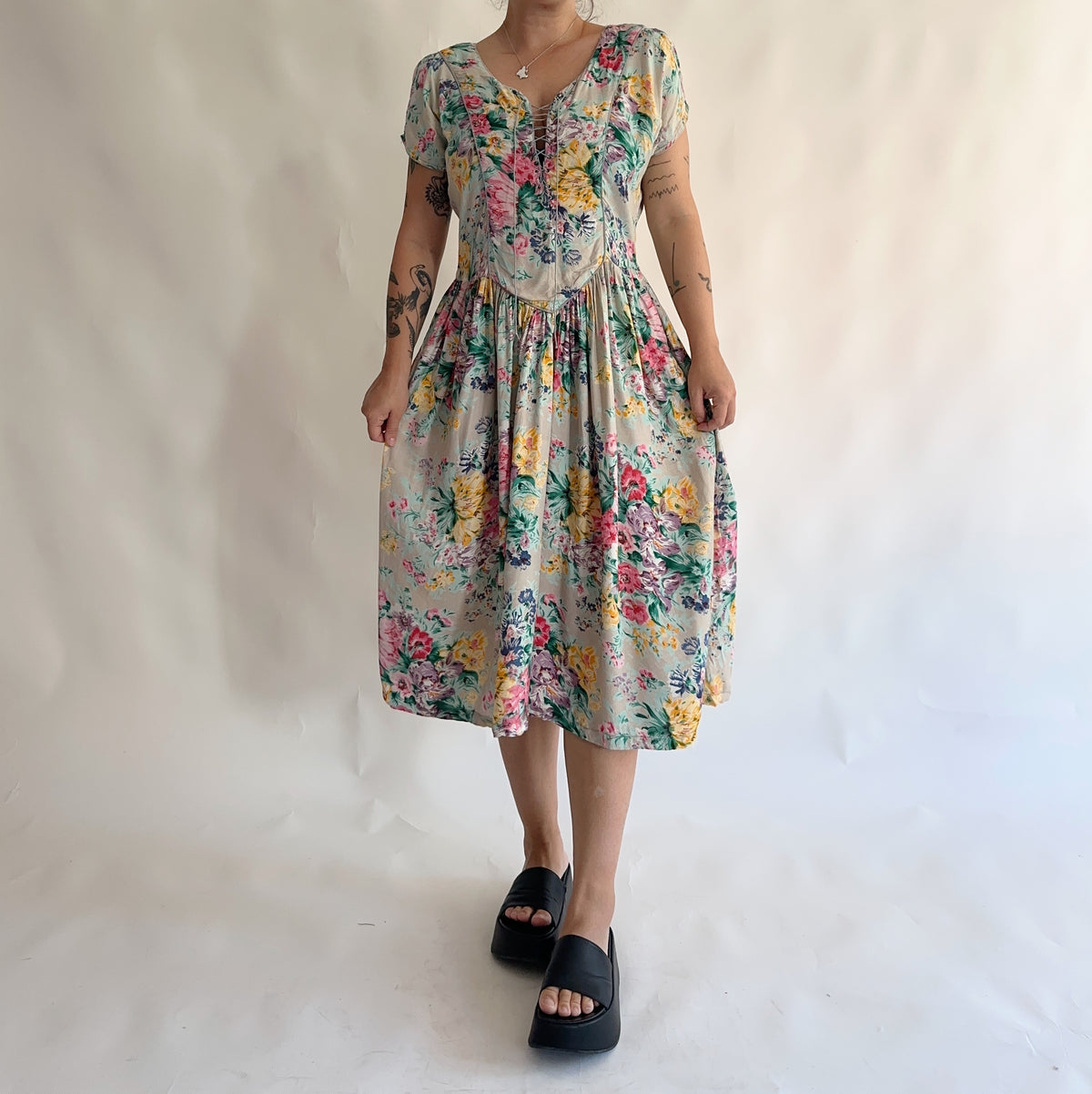 vestido vintage 90s floral (L)