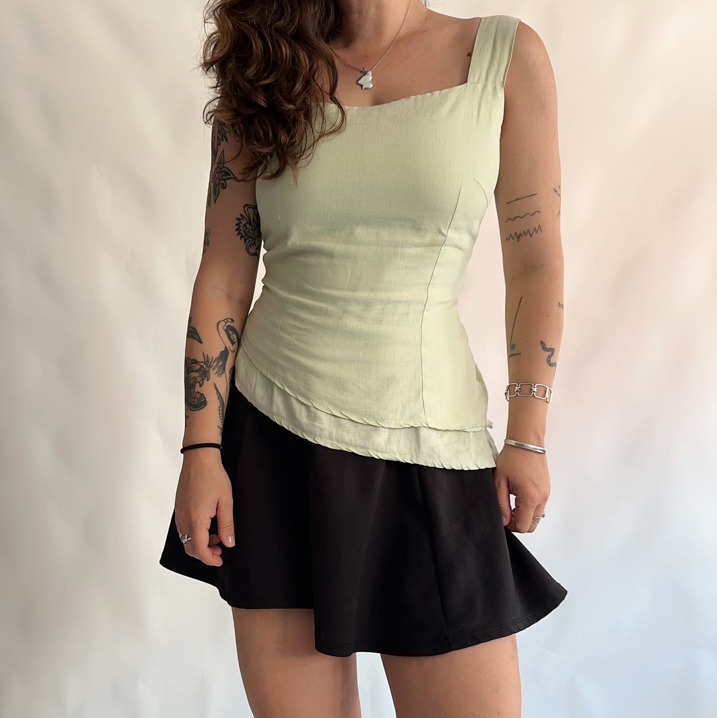 Top Vintage assimétrico 100% linho (M-L)