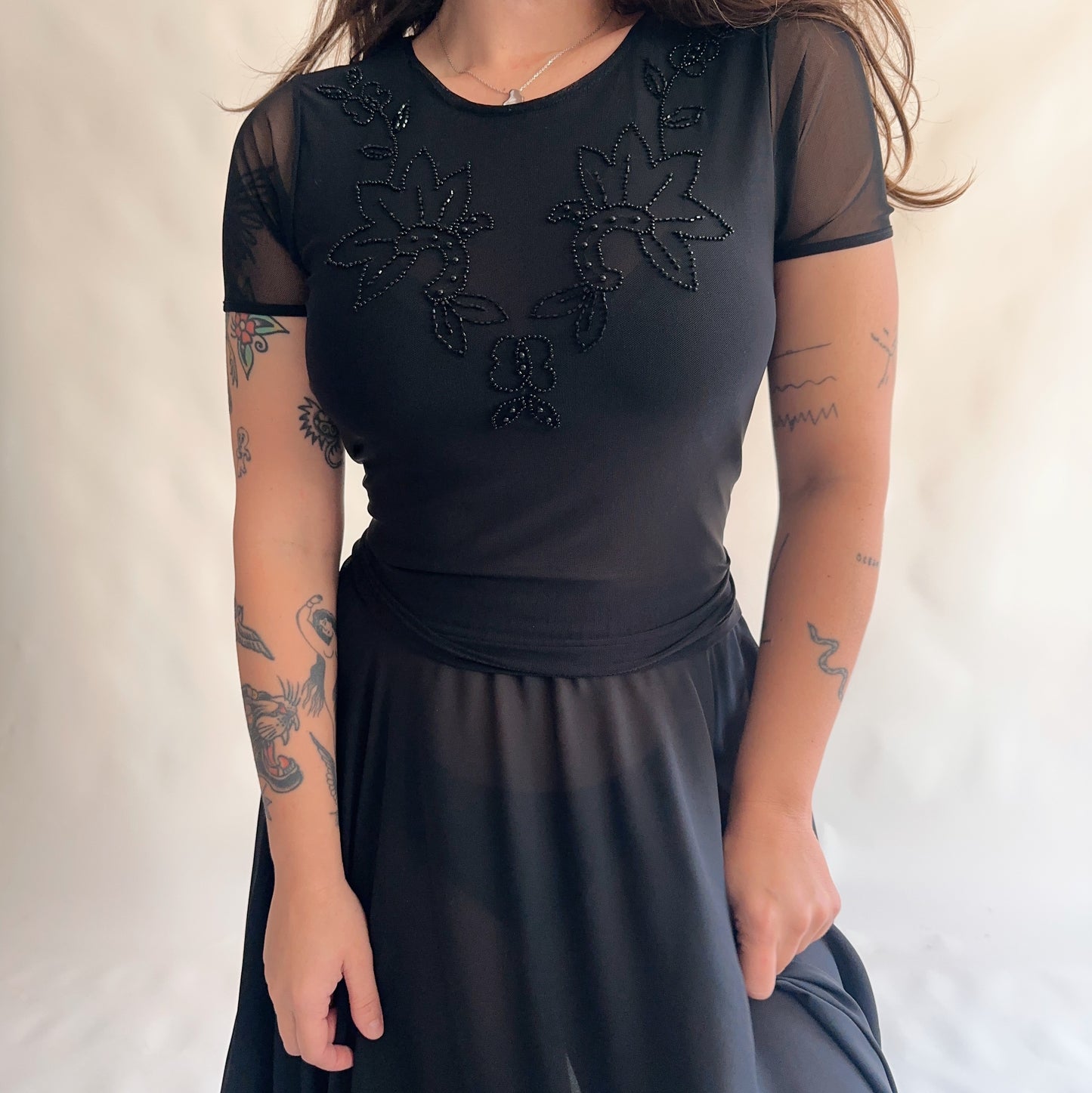 top vintage mesh com bordados (M-L)