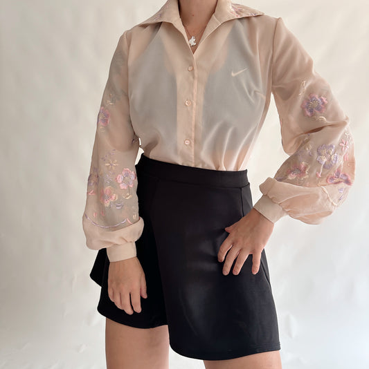 camisa vintage com bordados (ML)