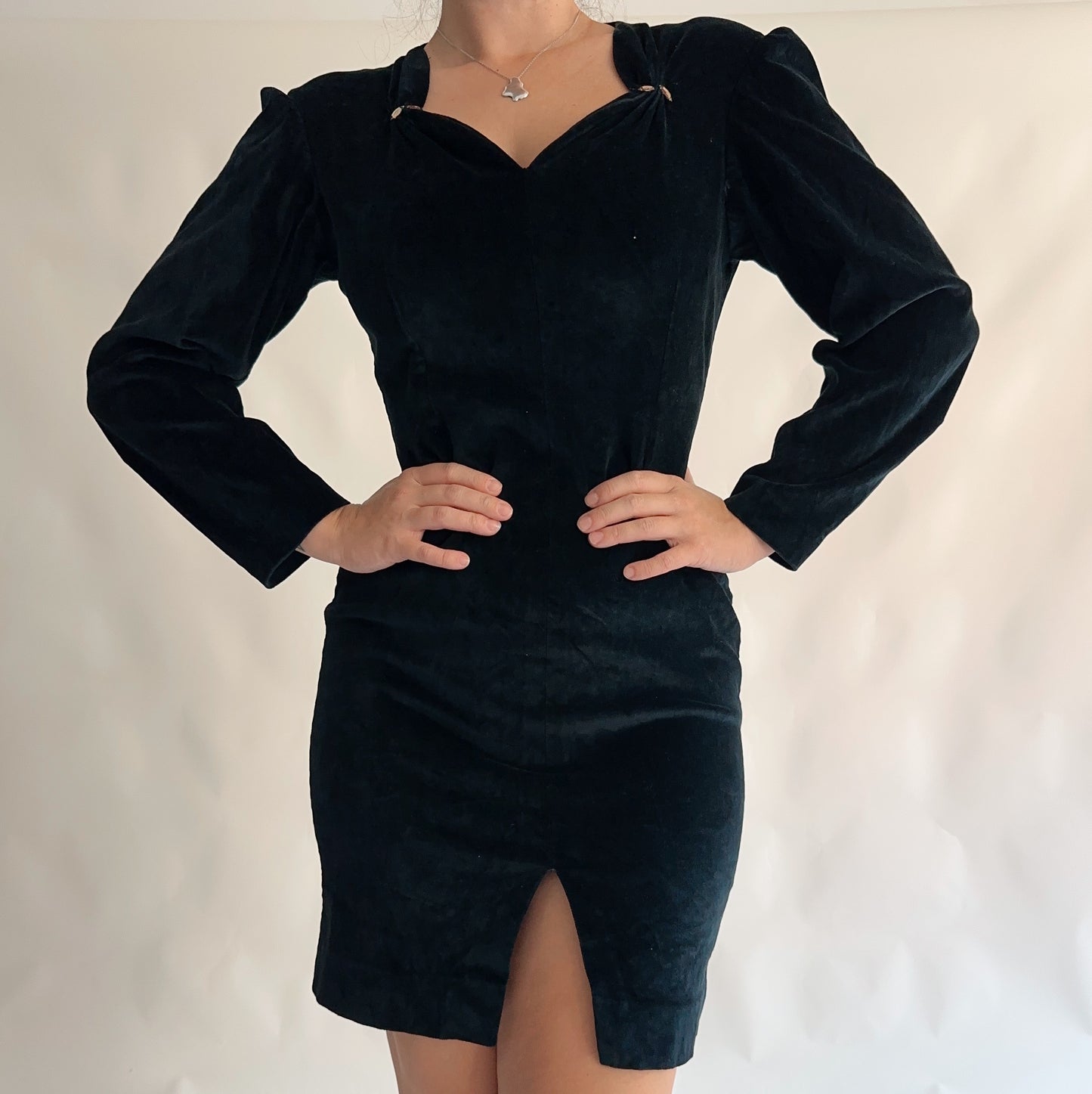 Vestido Vintage 80s preto de veludo (M)