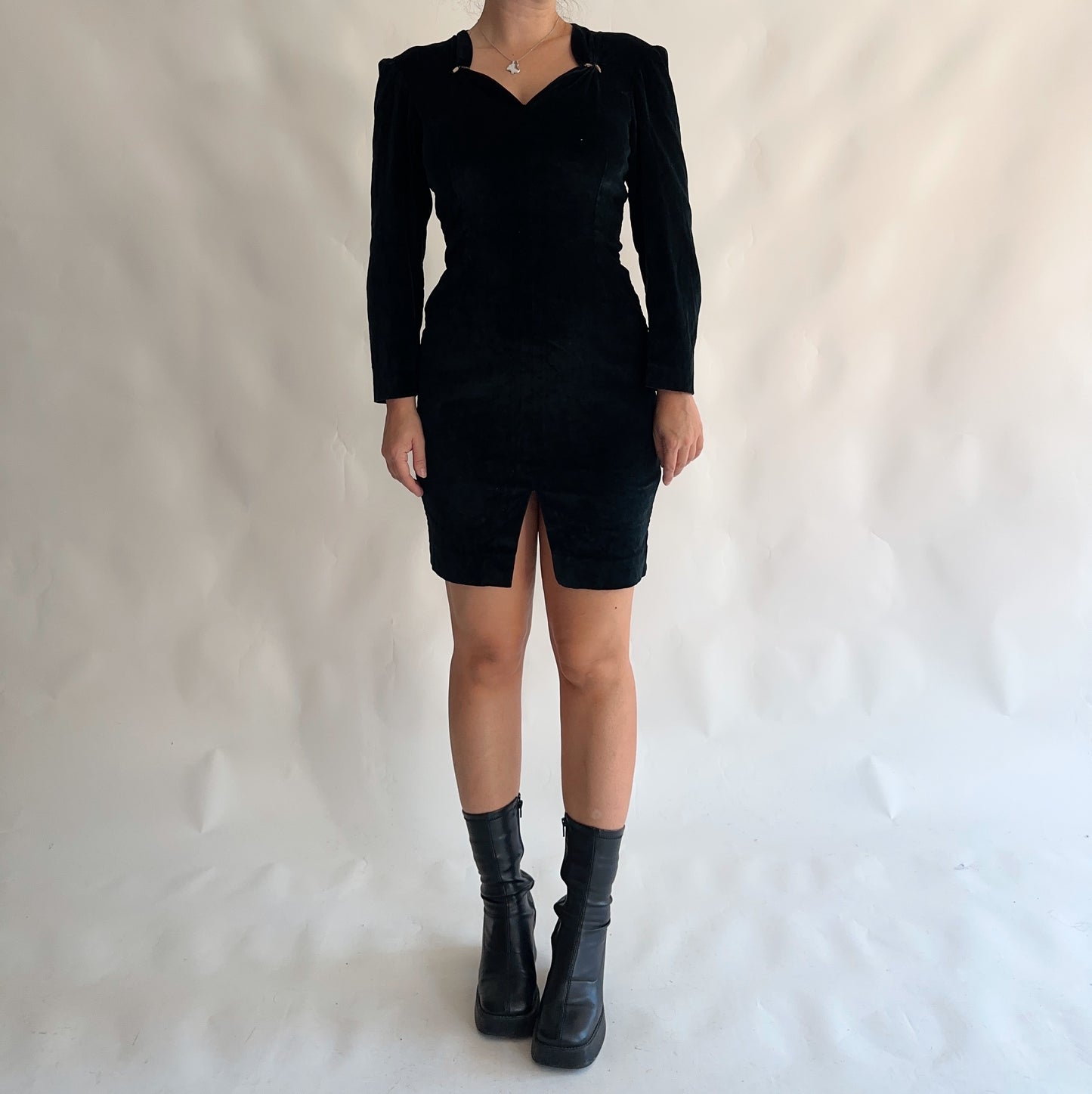 Vestido Vintage 80s preto de veludo (M)
