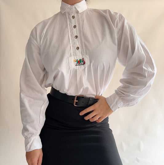 Camisa Vintage Romântica com bordados (M)