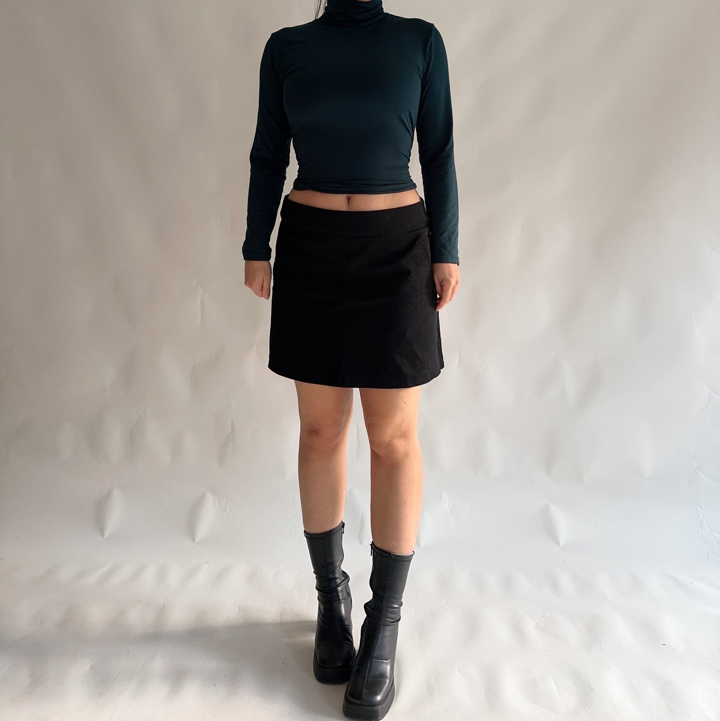 Vintage 90s Mini Skirt (L)