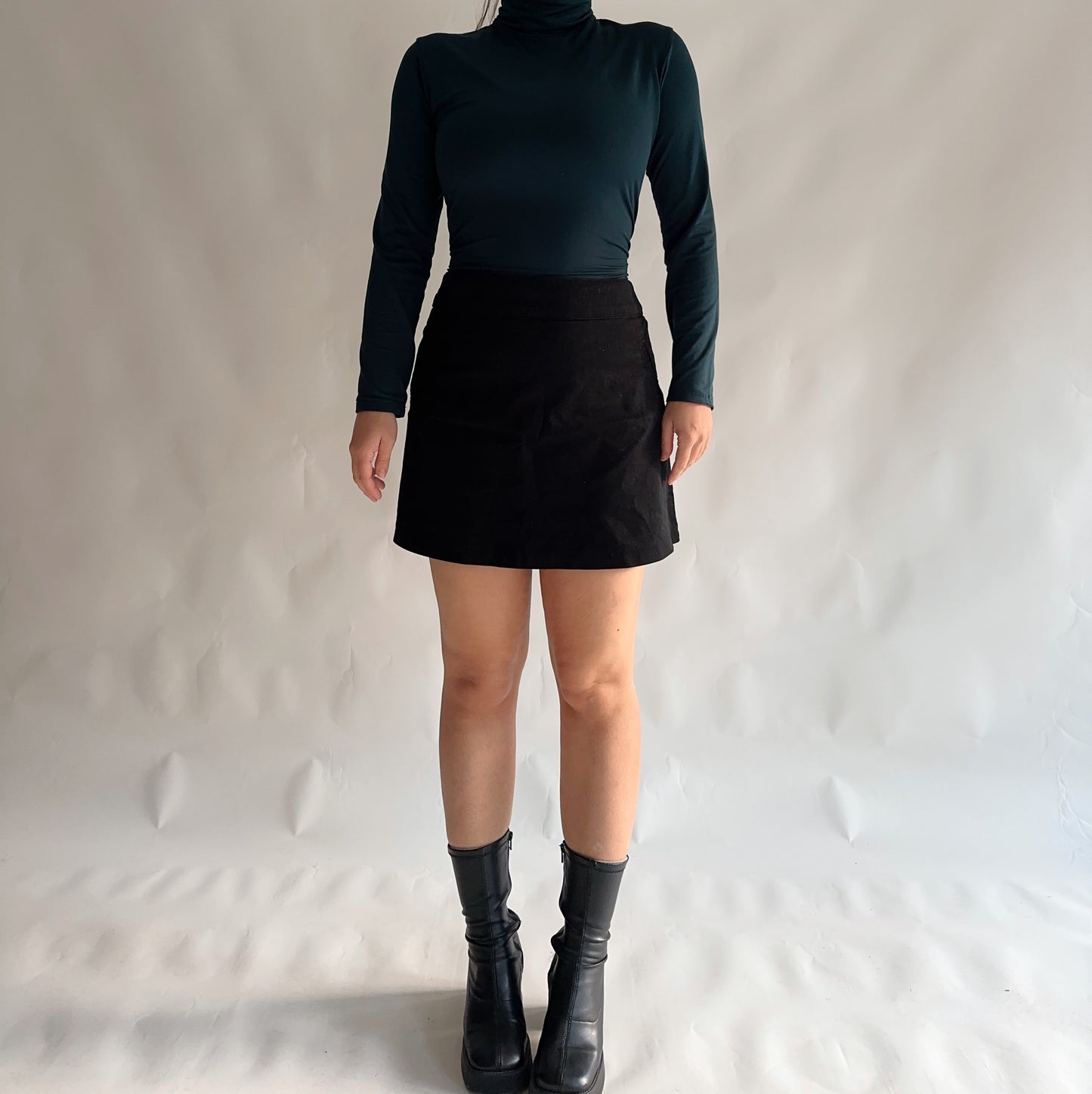 Vintage 90s Mini Skirt (L)