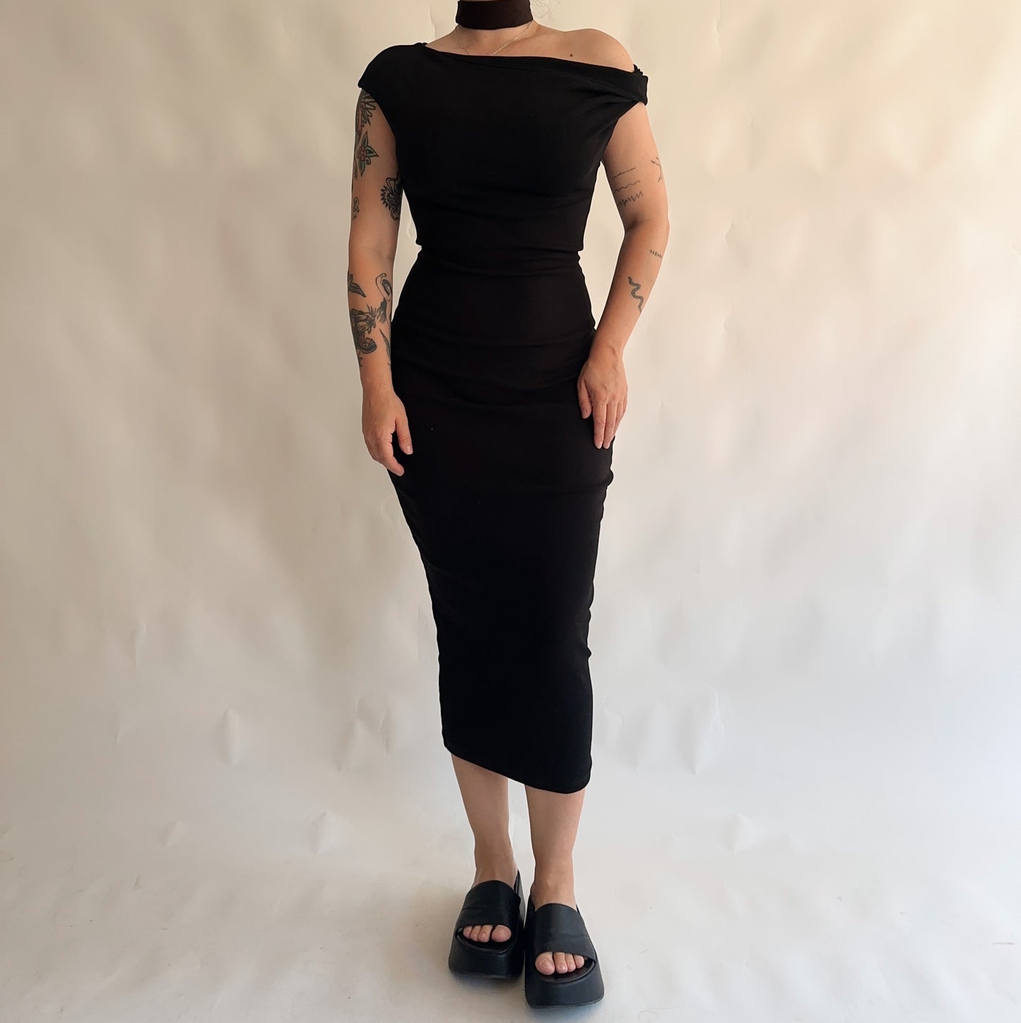 vestido preto Zara (L)